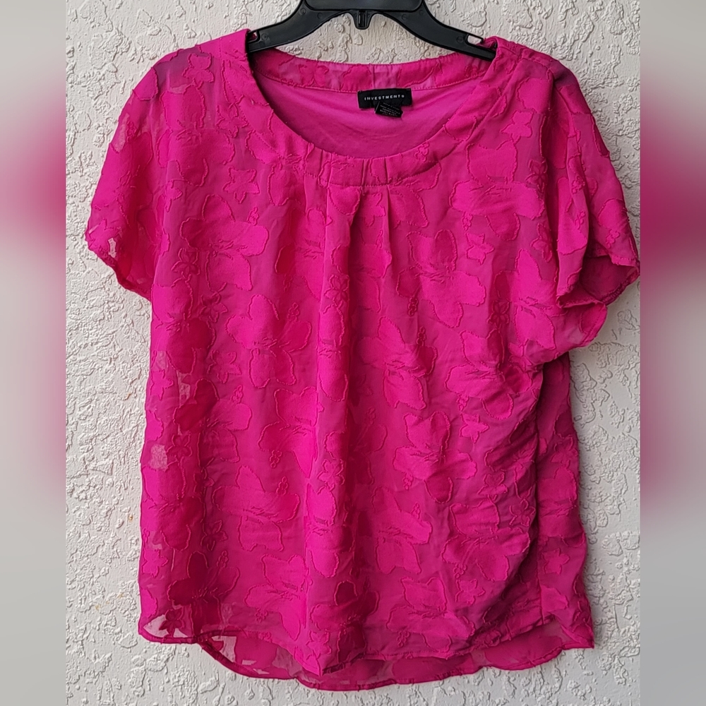 Investments ll size Large pink floral blouse
